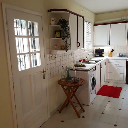 Nikos House * Athens