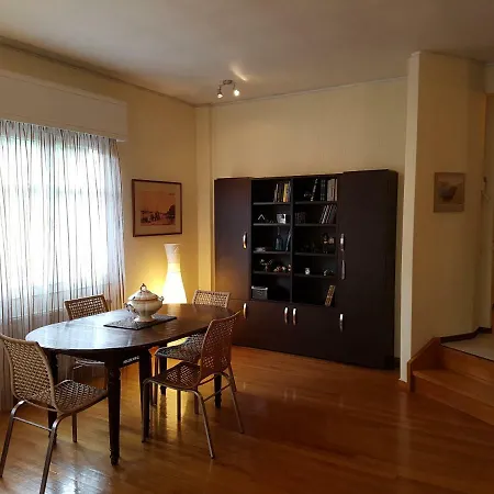 Nikos House Athens