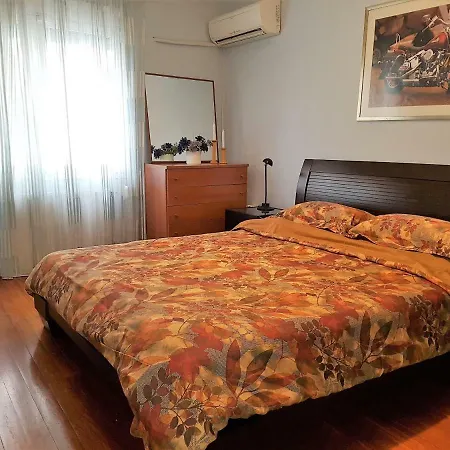 Nikos House Apartment